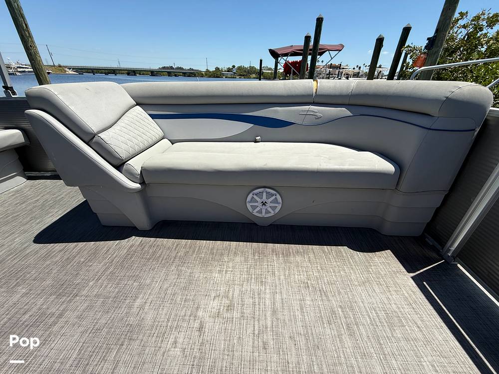 Slide: The Image of Bennington S 22 2023 - 15357146