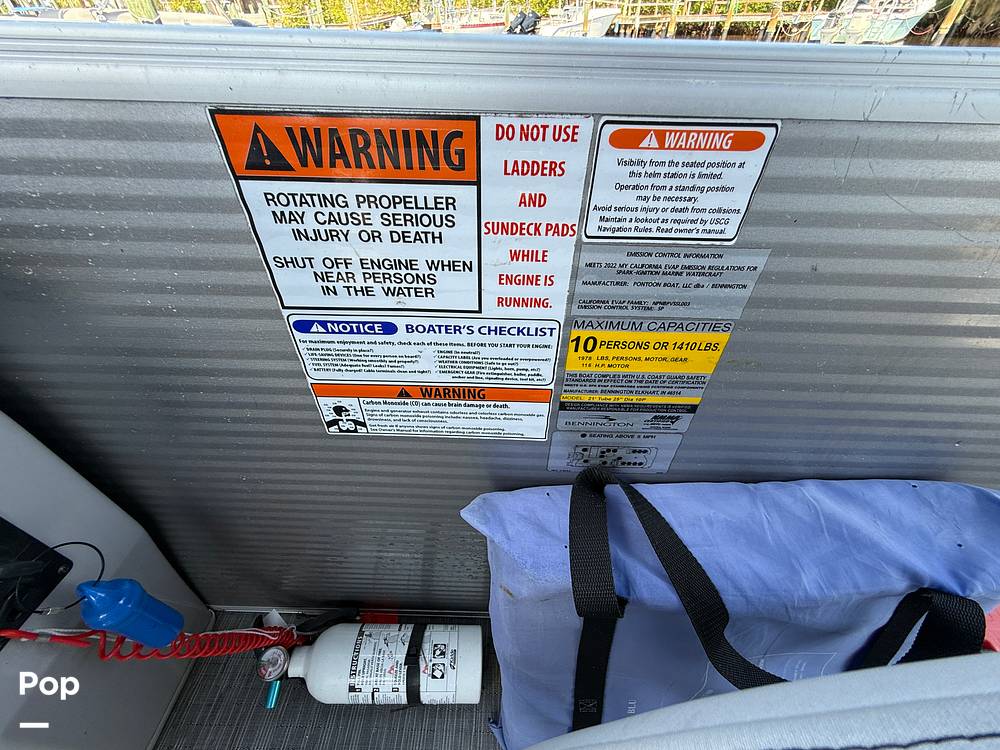 Slide: The Image of Bennington S22 SS Rear Fish 2023 - 15345705