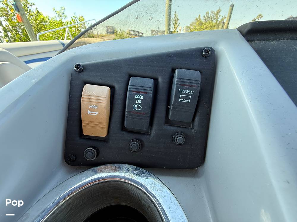 Slide: The Image of Bennington S22 SS Rear Fish 2023 - 15345709