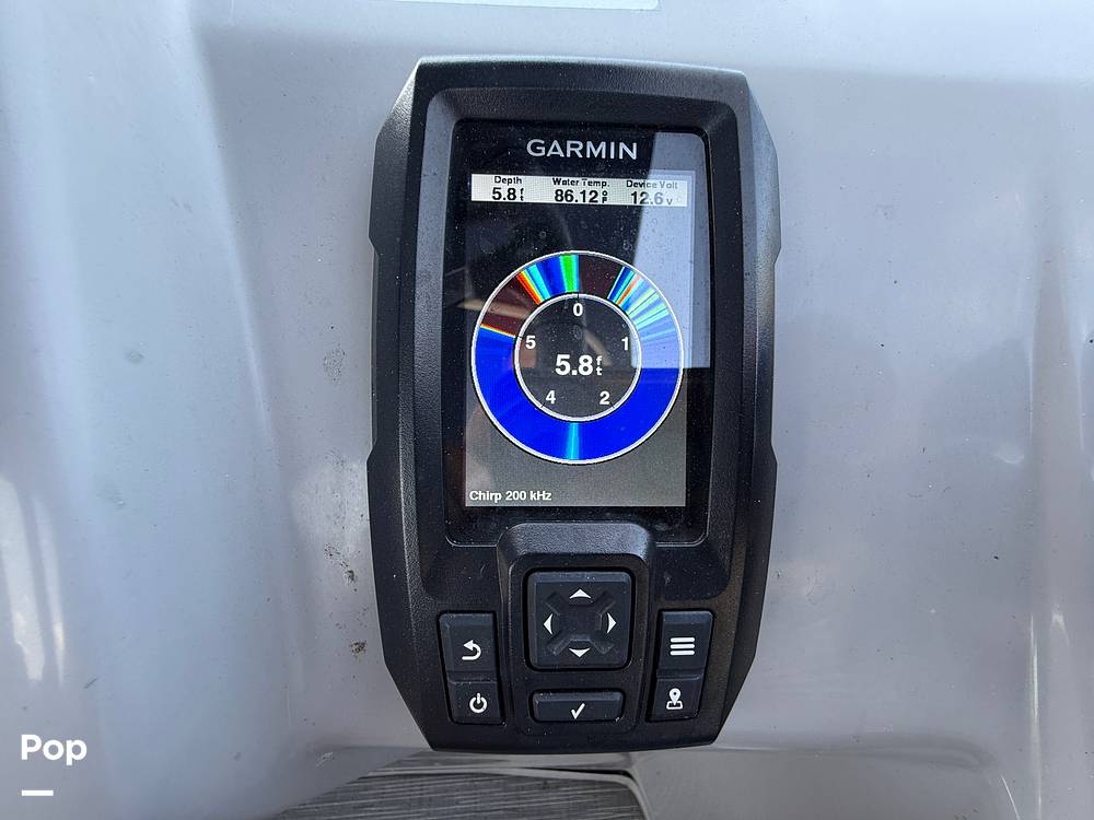 Slide: The Image of Bennington S22 SS Rear Fish 2023 - 15345717