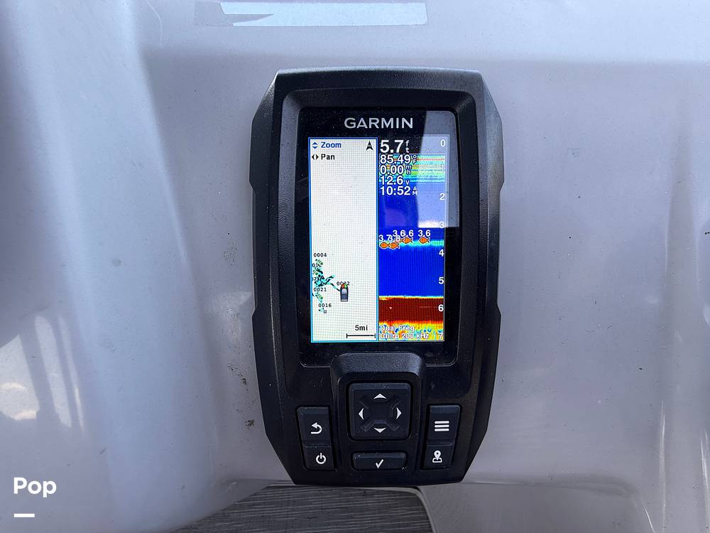 Slide: The Image of Bennington S22 SS Rear Fish 2023 - 15345720