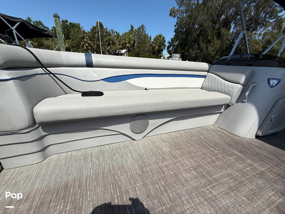 Slide: The Image of Bennington S22 SS Rear Fish 2023 - 15345729