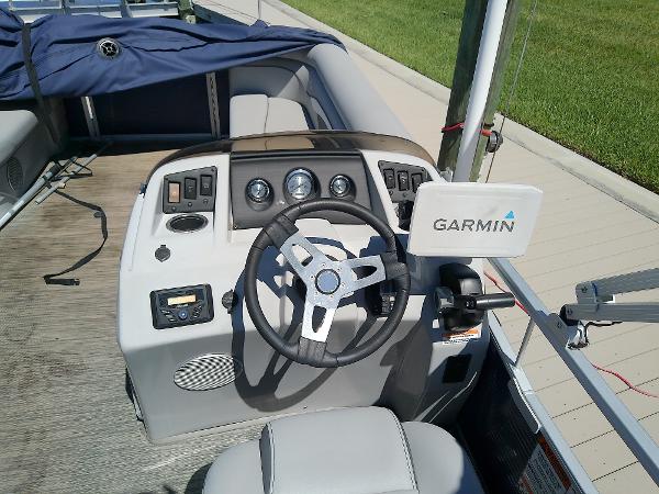 Slide: The Image of 2020 Bennington SV 20 SLV boat dashboard with Garmin navigation system. - 20