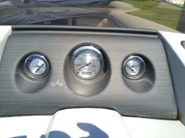 Slide: The Image of Dashboard of 2020 Bennington SV 20 SLV boat with gauges. - 23