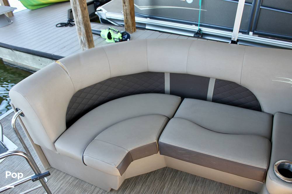 Slide: The Image of Bennington SX 22 2019 - 15450906