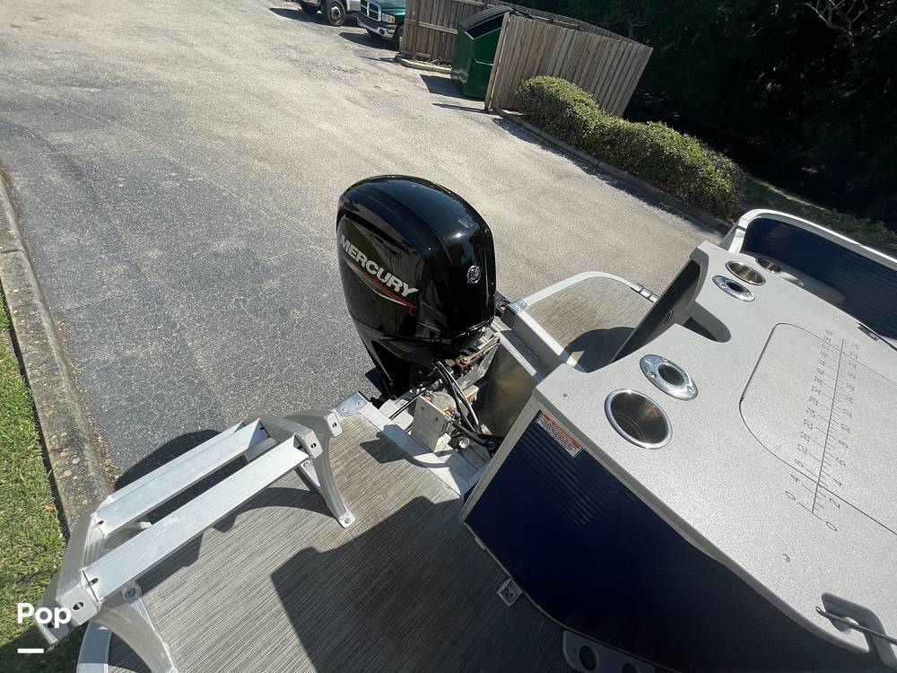 Slide: The Image of Bennington SX22 2023 - 15392252