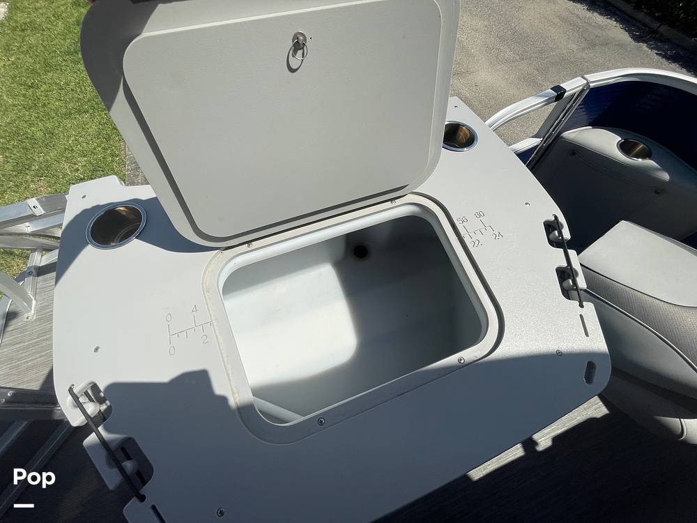 Slide: The Image of Bennington SX22 2023 - 15392254