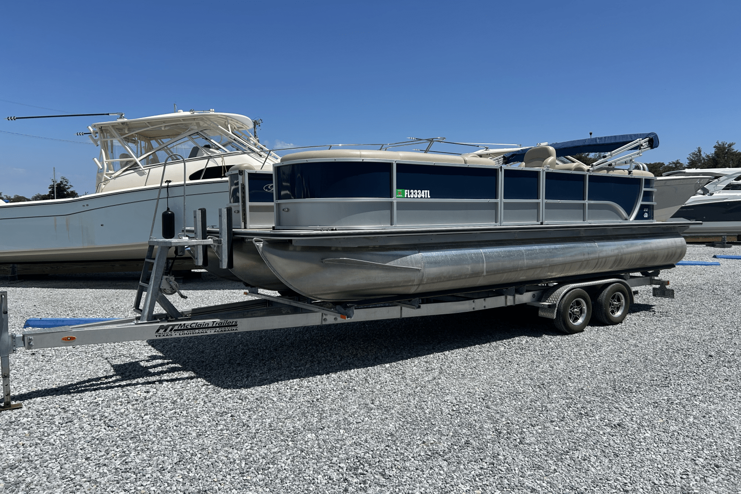 Slide: The Image of Bentley 222 NAVIGATION 2022 - 1