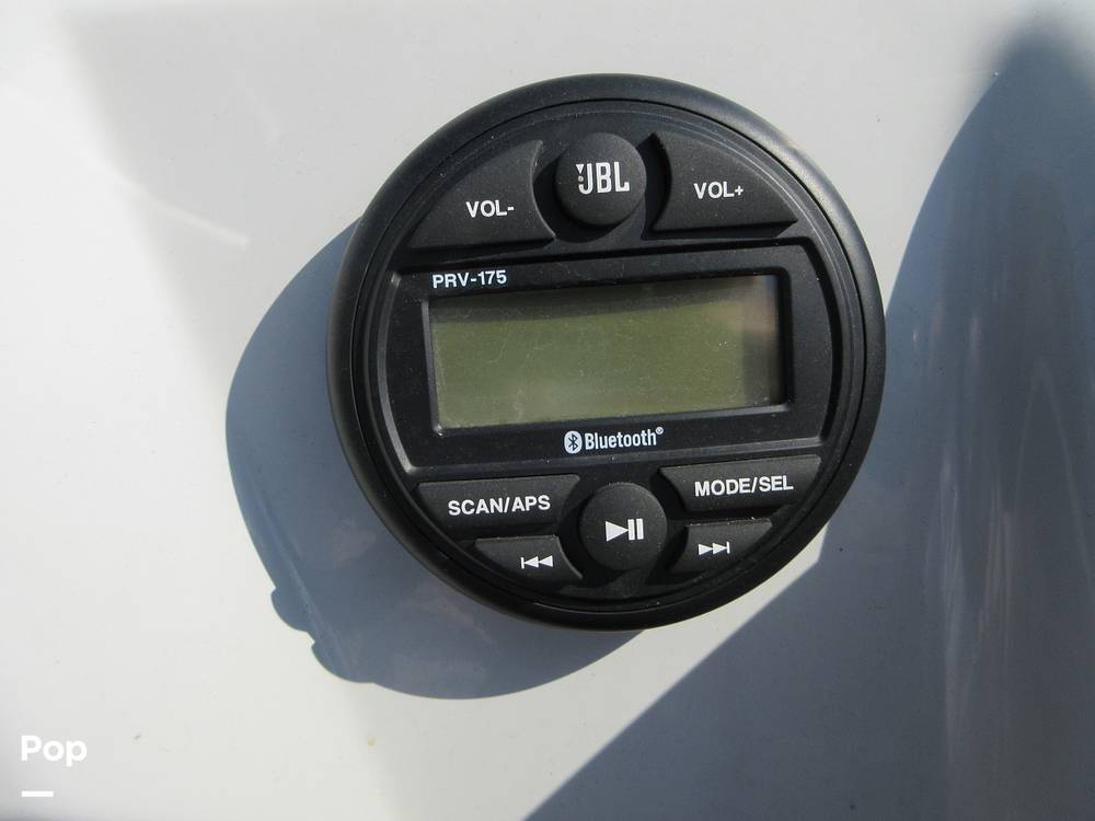 Slide: The Image of Bentley 223 FISH CW FT 2024 - 15427090