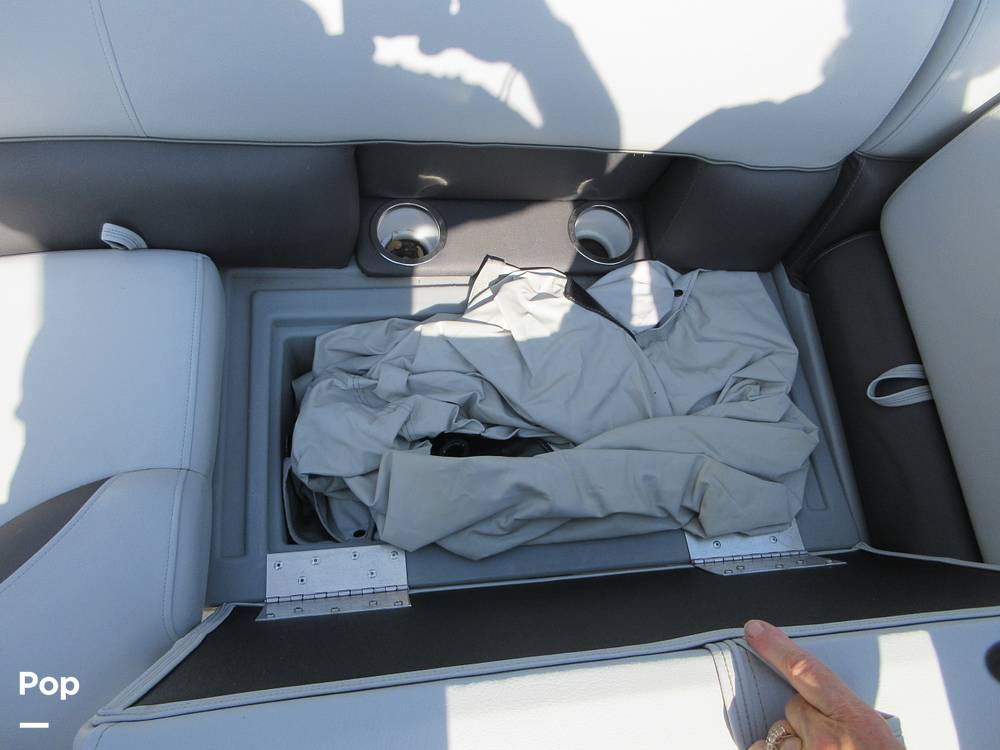 Slide: The Image of Bentley 223 FISH CW FT 2024 - 15427101