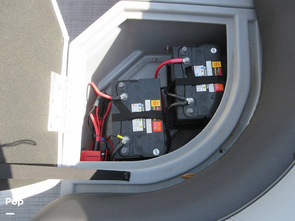 Slide: The Image of Bentley 223 FISH CW FT 2024 - 15427111