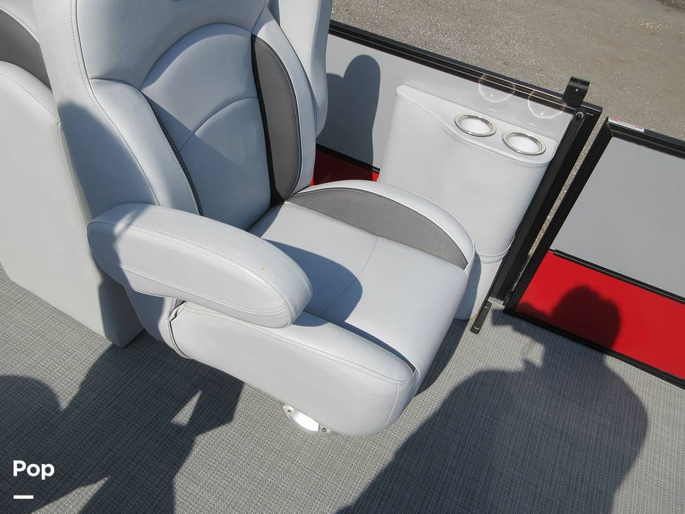 Slide: The Image of Bentley 223 FISH CW FT 2024 - 15427115