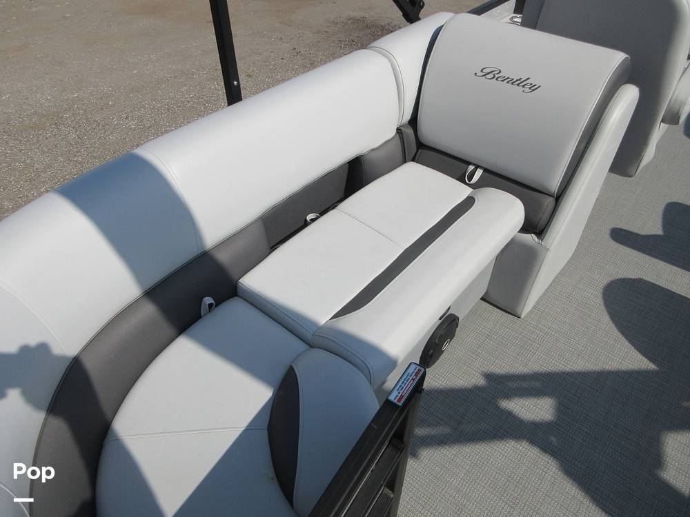 Slide: The Image of Bentley 223 FISH CW FT 2024 - 15427117