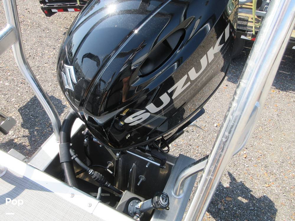 Slide: The Image of Bentley 223 FISH CW FT 2024 - 15427127