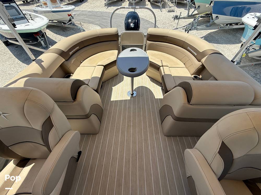 Slide: The Image of Cockpit Seating With Storage - 15394861