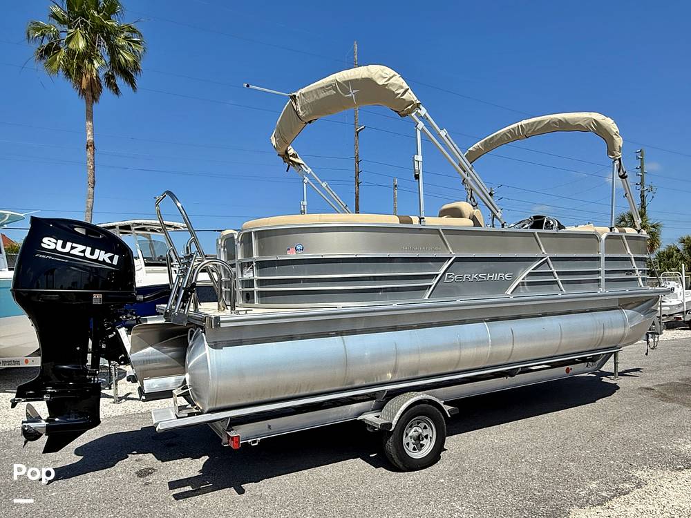 Slide: The Image of Berkshire 22RFX CTS 3.0 2023 - 15394894