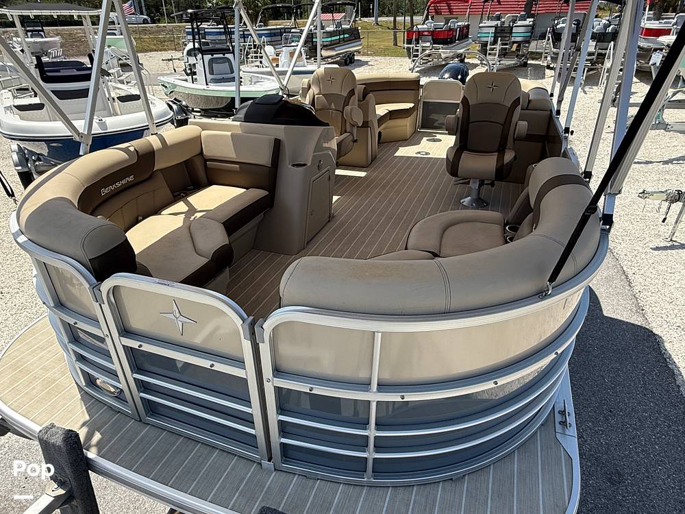 Slide: The Image of Berkshire 22RFX CTS 3.0 2023 - 15394899