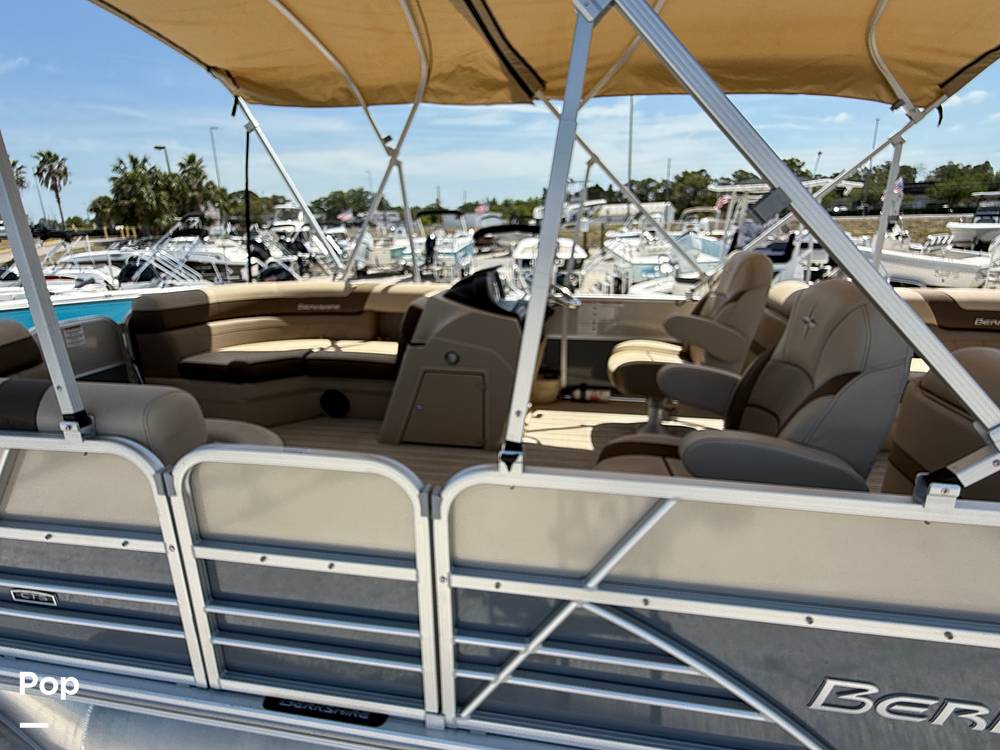 Slide: The Image of Berkshire 22RFX CTS 3.0 2023 - 15394902