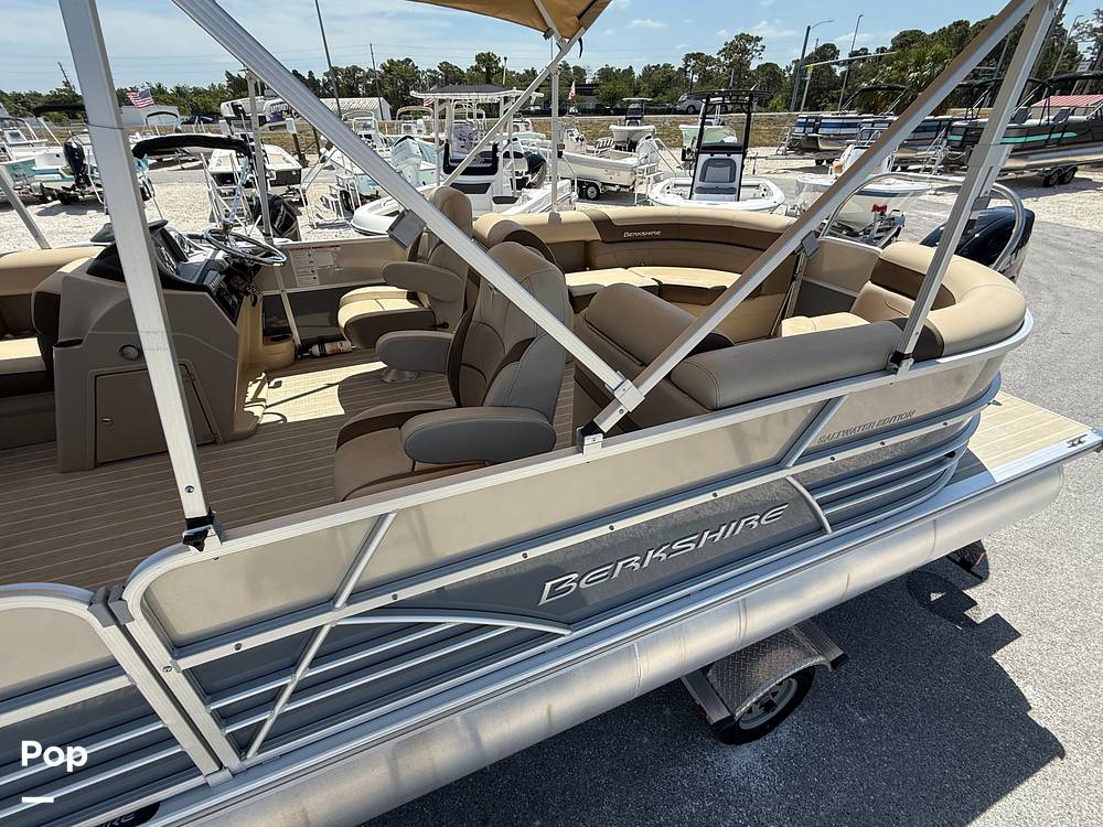 Slide: The Image of Berkshire 22RFX CTS 3.0 2023 - 15394903