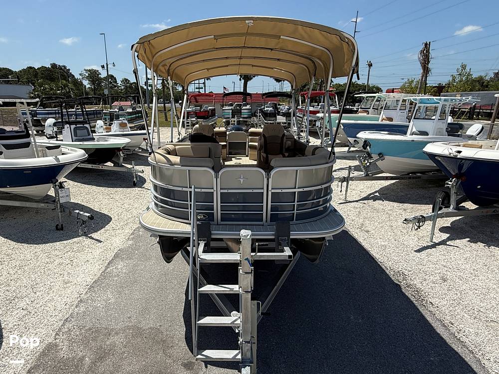 Slide: The Image of Berkshire 22RFX CTS 3.0 2023 - 15394910