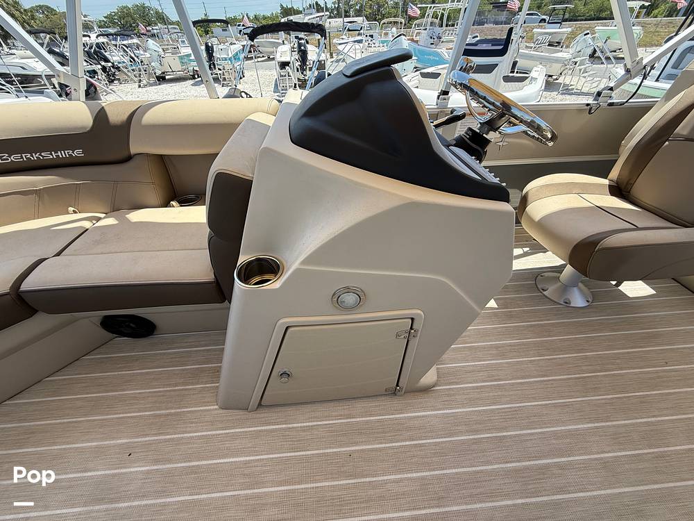 Slide: The Image of Berkshire 22RFX CTS 3.0 2023 - 15394924