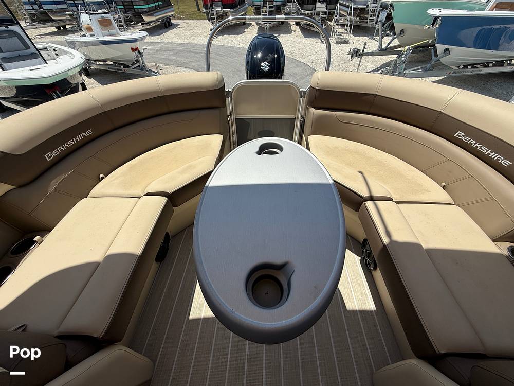 Slide: The Image of Berkshire 22RFX CTS 3.0 2023 - 15394936