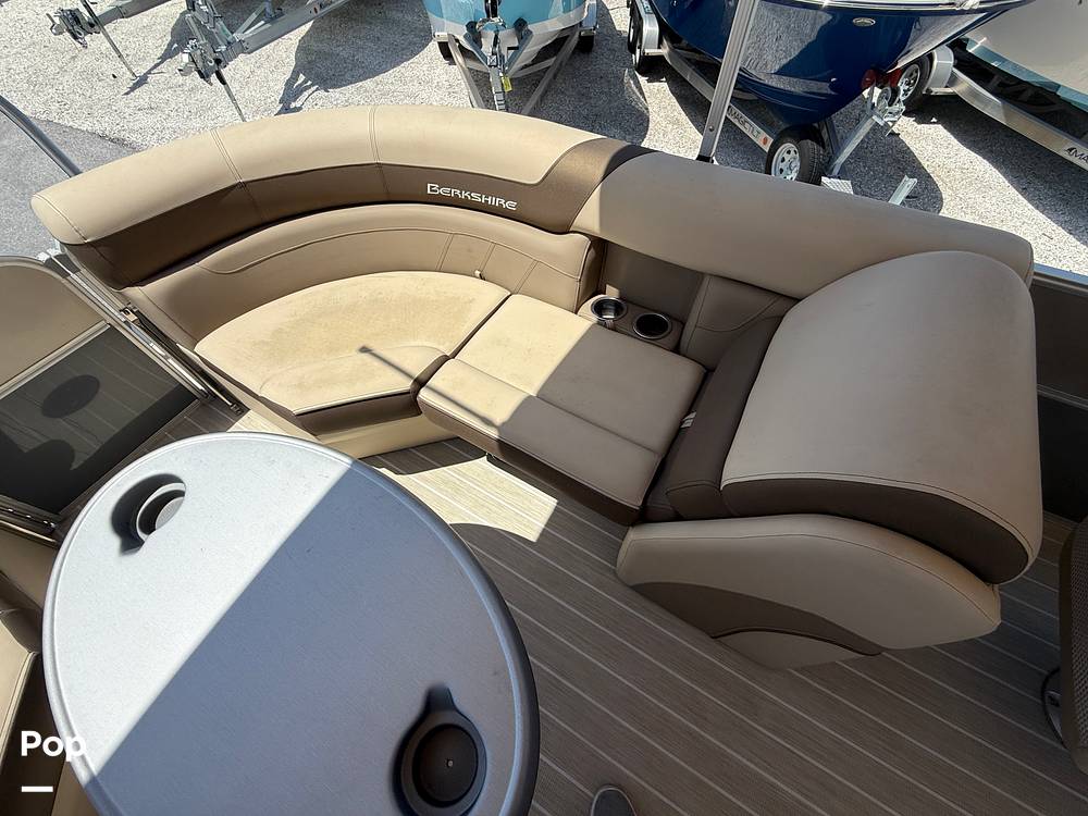 Slide: The Image of Berkshire 22RFX CTS 3.0 2023 - 15394937