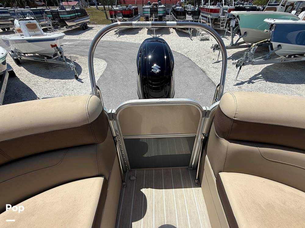 Slide: The Image of Berkshire 22RFX CTS 3.0 2023 - 15394949