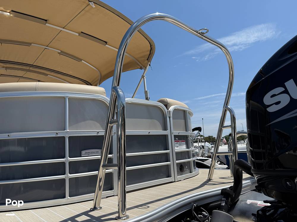 Slide: The Image of Berkshire 22RFX CTS 3.0 2023 - 15395009