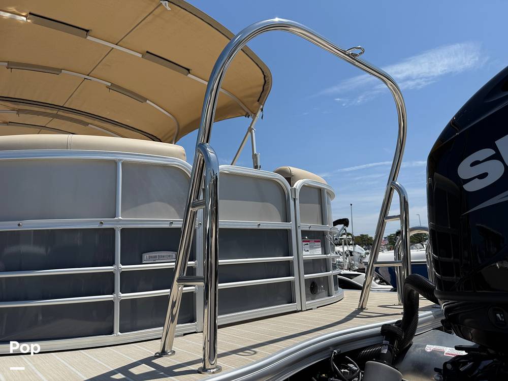 Slide: The Image of Berkshire 22RFX CTS 3.0 2023 - 15395010