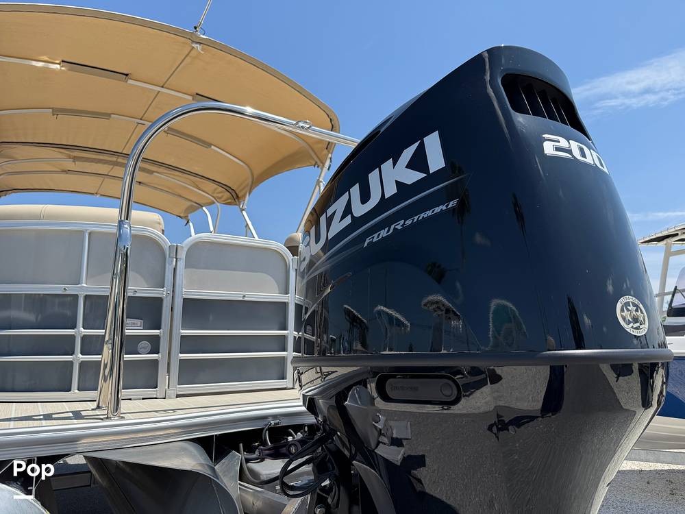 Slide: The Image of Berkshire 22RFX CTS 3.0 2023 - 15395011