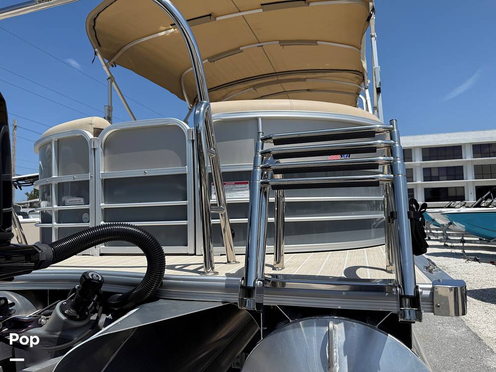 Slide: The Image of Berkshire 22RFX CTS 3.0 2023 - 15395014