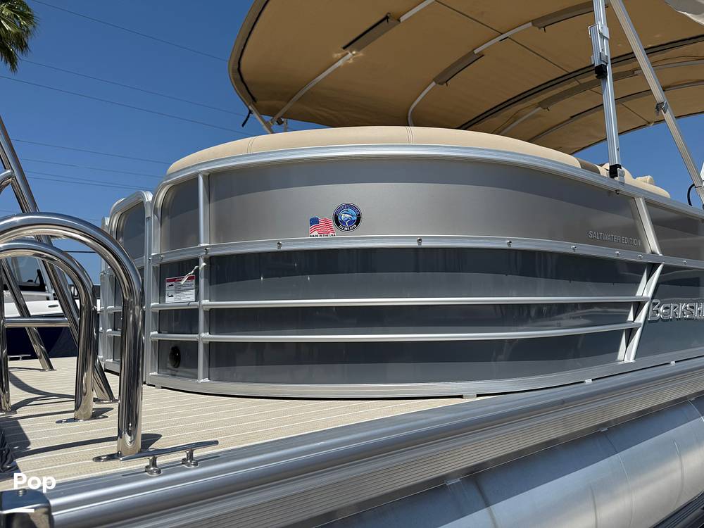 Slide: The Image of Berkshire 22RFX CTS 3.0 2023 - 15395017