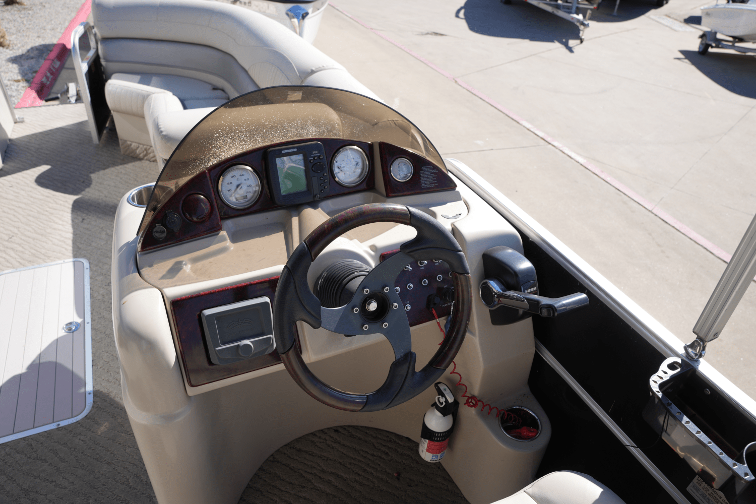 Slide: The Image of Berkshire 230CL 2012 - 10