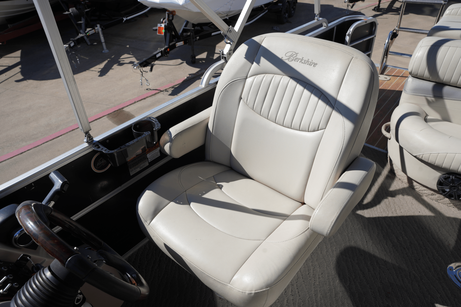 Slide: The Image of Berkshire 230CL 2012 - 12