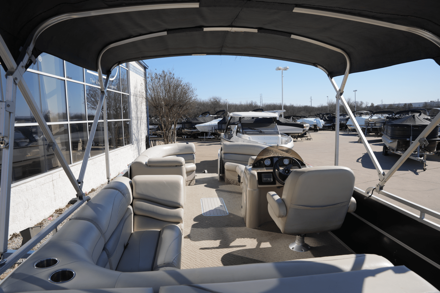 Slide: The Image of Berkshire 230CL 2012 - 18