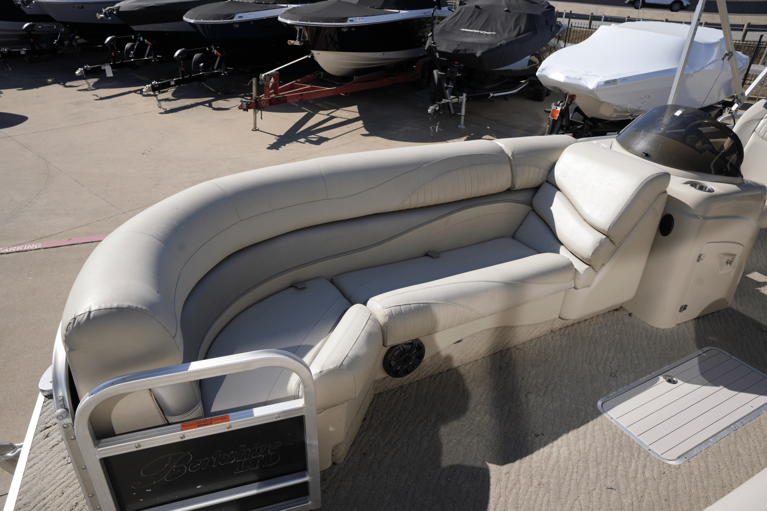 Slide: The Image of Berkshire 230CL 2012 - 6