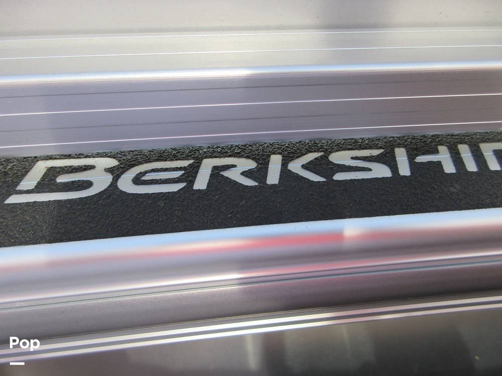 Slide: The Image of Berkshire 24 UL CTS 3.0 2023 - 15427149