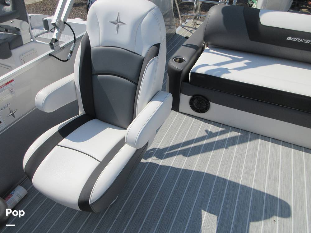 Slide: The Image of Berkshire 24 UL CTS 3.0 2023 - 15427165