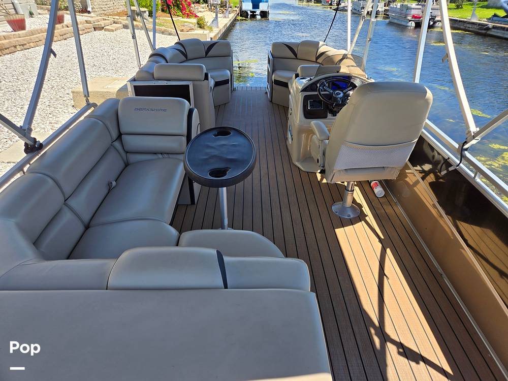 Slide: The Image of Berkshire 25 RFC 2 STS 2018 - 15356314