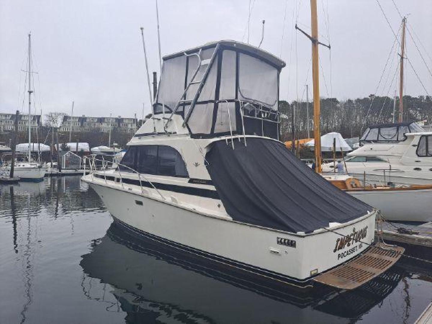 Slide: The Image of Bertram 33 Flybridge Cruiser 1987 - 3707505