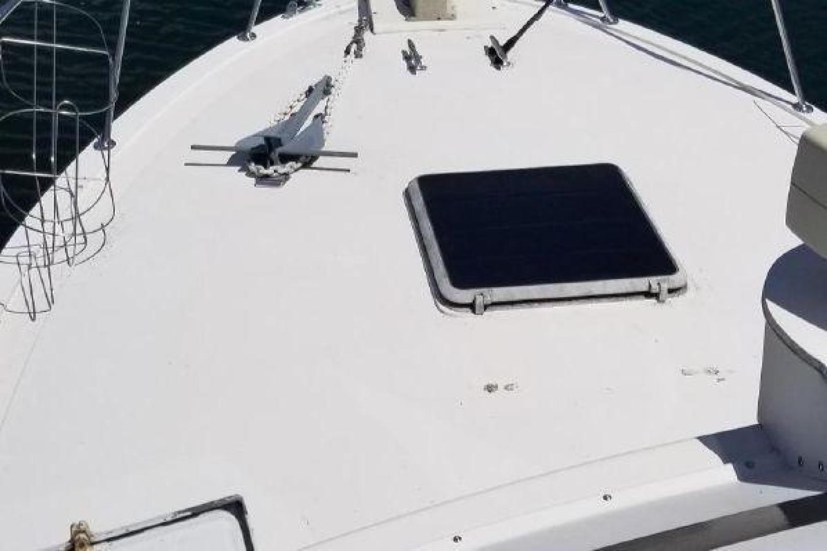 Slide: The Image of Bertram 33 Flybridge Cruiser 1987 - 3707534