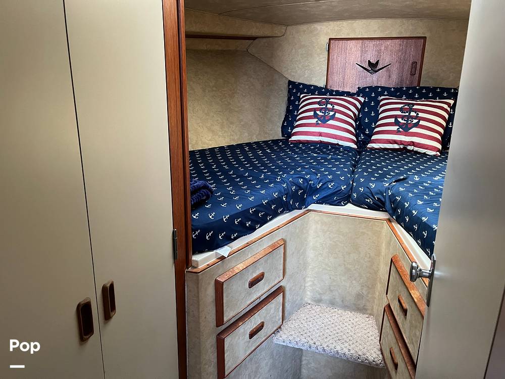 Slide: The Image of Bertram 33 SF 1984 - 15791026