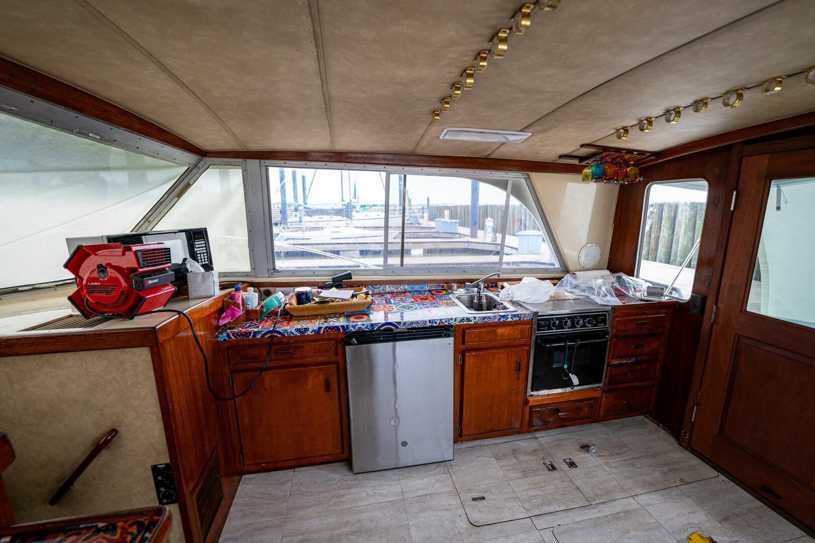 Slide: The Image of Bertram 33 Sport Fish 1984 - 5114992