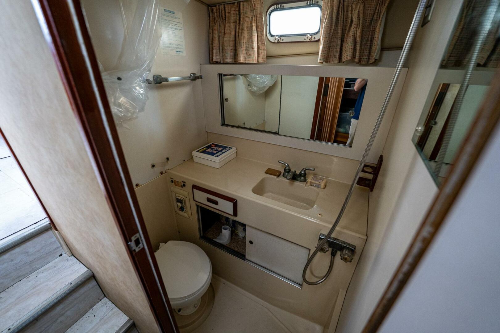 Slide: The Image of Bertram 33 Sport Fish 1984 - 5114998
