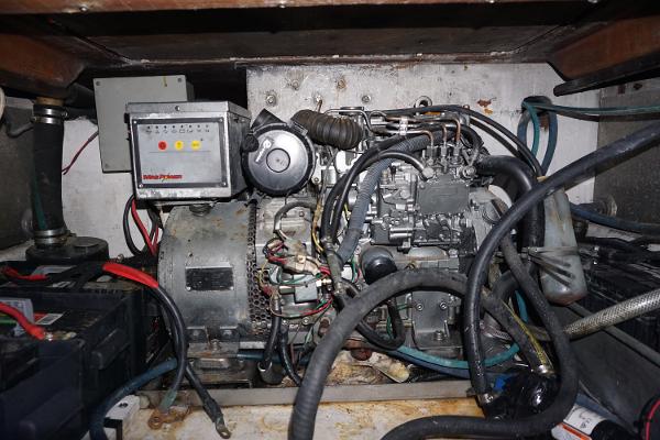 Slide: The Image of 1987 37 Bertram 37 Convertible RIDGEBACK Engine Room - 36