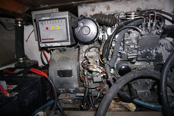 Slide: The Image of 1987 37 Bertram 37 Convertible RIDGEBACK Engine Room - 39