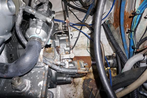 Slide: The Image of 1987 37 Bertram 37 Convertible RIDGEBACK Engine Room - 42