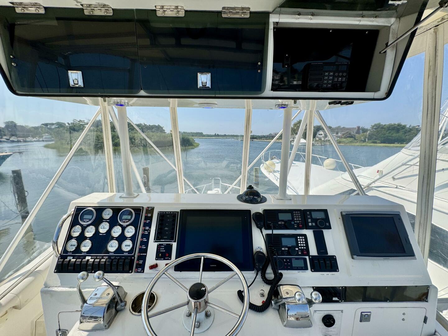 Slide: The Image of Bertram 37' Convertible 1987 - 5567239