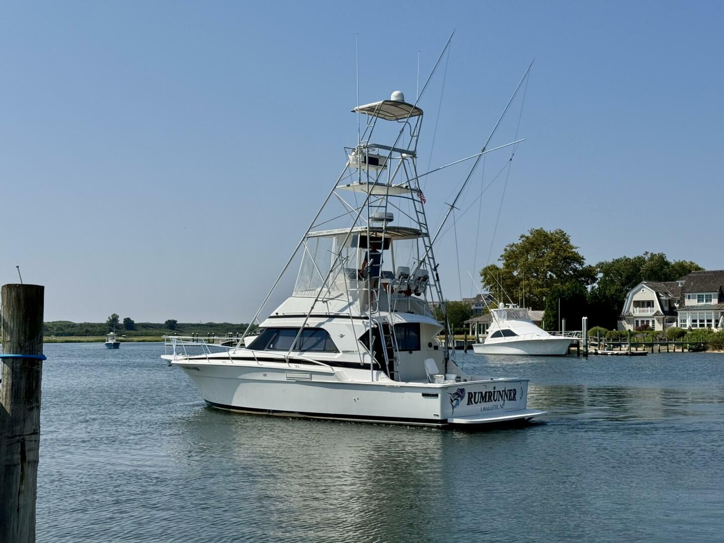 Slide: The Image of Bertram 37' Convertible 1987 - 5567237